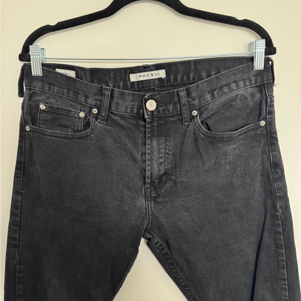 Pacsun Men’s Black Distressed Jeans
